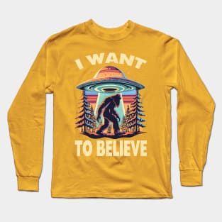 Funny I Want To Believe Bigfoot UFO Retro Design Long Sleeve T-Shirt